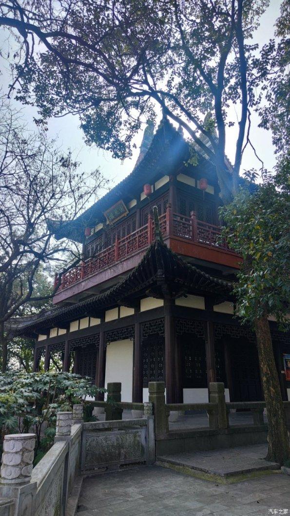 全明星街球派对龙争虎斗版本来袭,易建联派对直播首秀惊喜不断